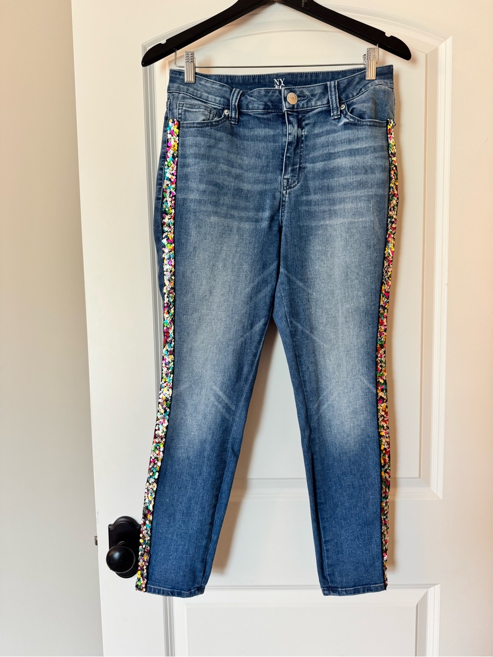 NY&CO Sequin Side-Stripe Jeans Size 8